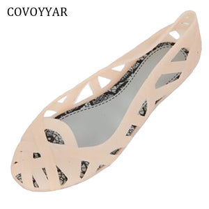 COVOYYAR Beach Jelly Shoes Women 2019 Summer Cut Out Gladiator Sandals Women Cross Tied Plastic Lady Flats Slip On WSS954