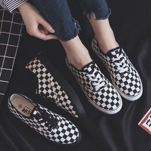 Summer Lace Up Women Casual Canvas Shoes Round Toe Checkered Flat Casual Shoes for Women Lace-Up Canvas Women's Sneakers