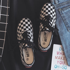 Summer Lace Up Women Casual Canvas Shoes Round Toe Checkered Flat Casual Shoes for Women Lace-Up Canvas Women's Sneakers