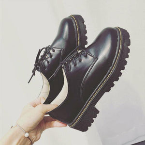 Winter Boots Women shoes 2019 New british wind warm students flat Shoes Women's snow Boots velvet martin ankle Boots shoes Woman